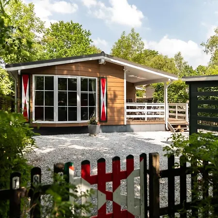 Chalet Aan De Kust Sint Maartensvlotbrug